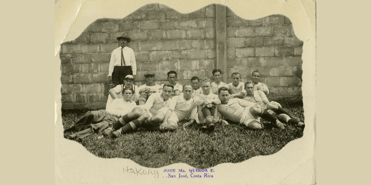 A Pictorial History of SOCCER(サッカー写真史)希少 New York Hakoah: